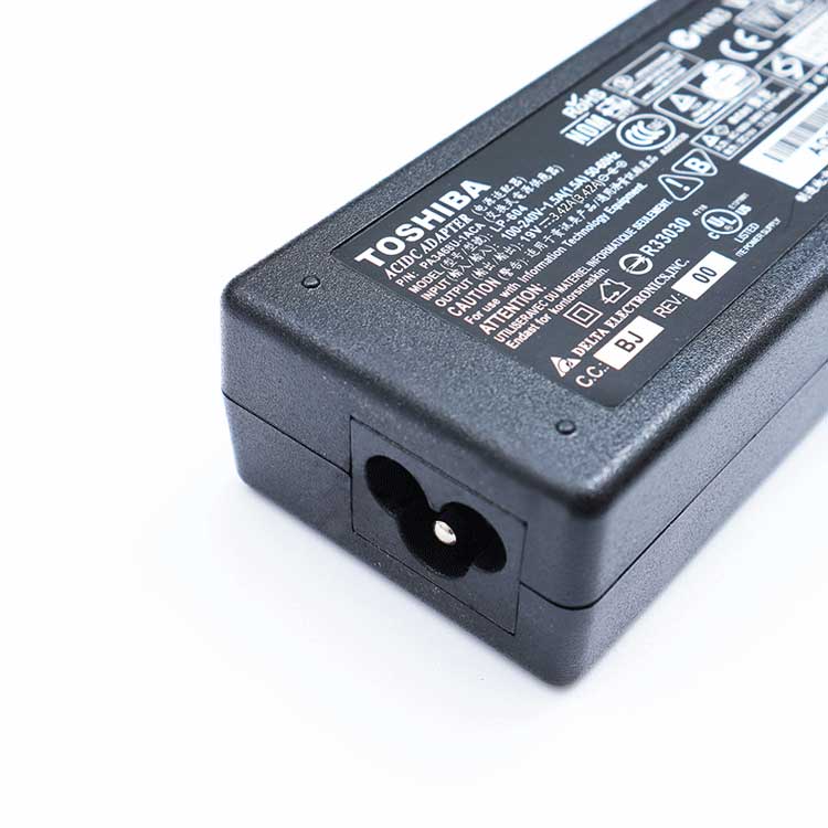 TOSHIBA Satellite Radius E45DW adaptador